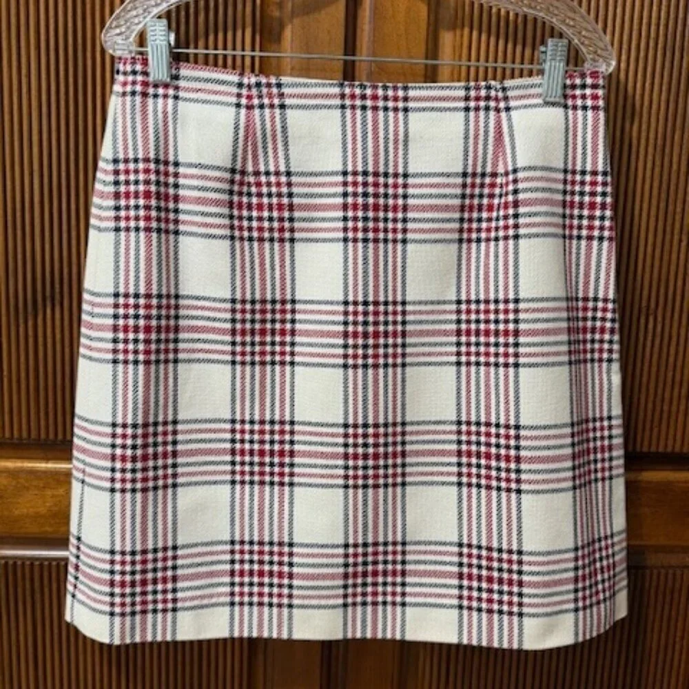 Brooks Brothers Red Fleece Red Blue & Ivory Plaid Cotton A-Line Skirt Size 8